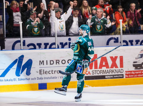 Färjestads Milan Gulas jublar