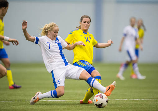 Finlands Annika Kukkonen och Sveriges Hanna Folkesson