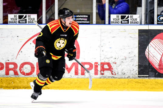 Brynäs Ponthus Westerholm jublar