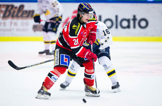 Örebros Petr Zámorský gör 5-1 och