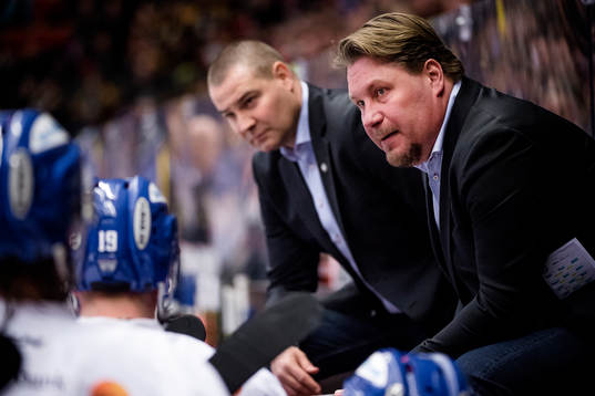 Leksands assisterande tränare Mats Bäcklin  och Leksands