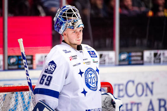 Leksands målvakt Oscar Alsenfelt deppar