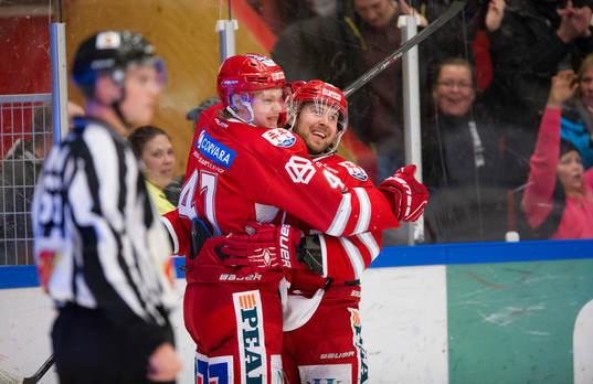 Timrås Ludvig Nilsson och André Hult jublar
