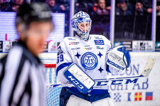 Leksands målvakt Oscar Alsenfelt deppar
