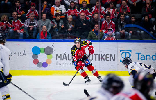 Örebros Derek Ryan