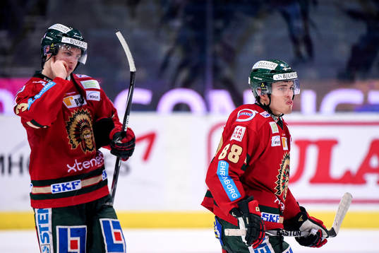 Frölundas Oliver Bohm och Andreas Johnson deppar