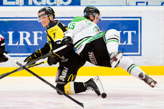 Rögles Jakob Lilja faller