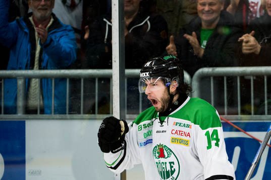 Rögles Jordan Smotherman jublar