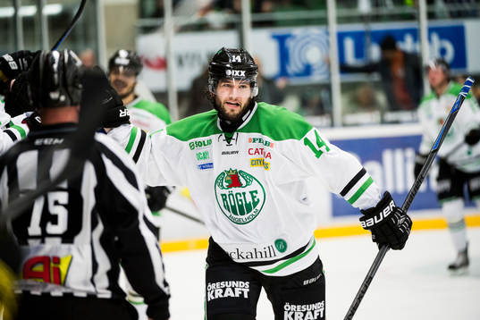 Rögles Jordan Smotherman jublar