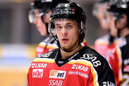 Luleås Daniel Zaar på uppvärmningen