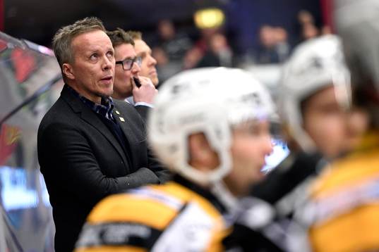 Skellefteås huvudtränare Hans Wallson