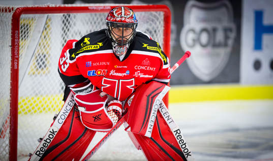 Örebros målvakt Julius Hudacek