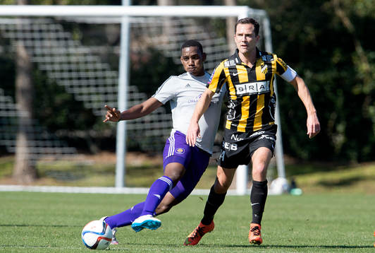 Häckens Martin Ericsson och Orlandos Amobi Okugo