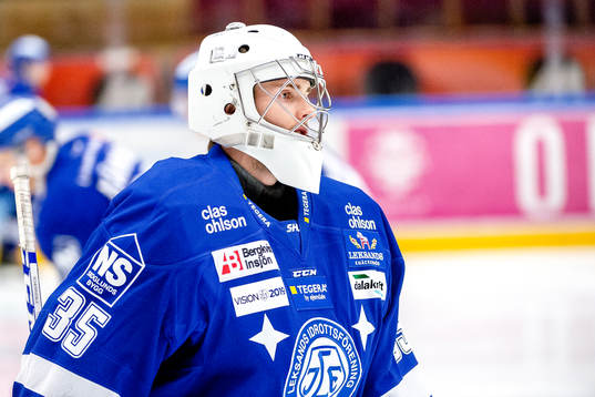 Leksands målvakt Viktor Scherrieble före ishockeymatchen
