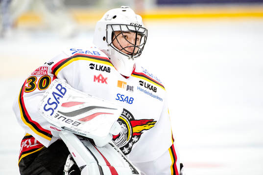 Luleås målvakt Samuel Ward före ishockeymatchen i SHL