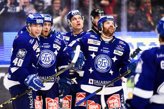 Leksands spelare jublar