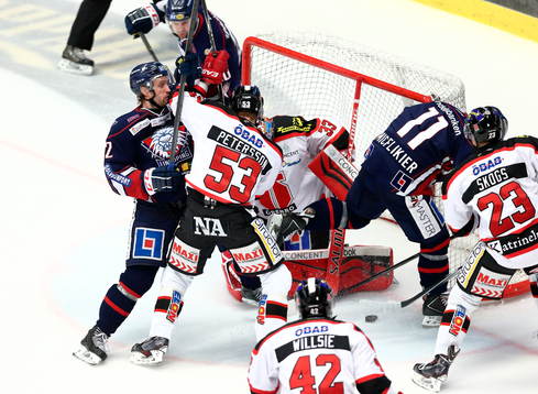 Linköpings Sebastian Karlsson och Örebros Bobbo Peterson