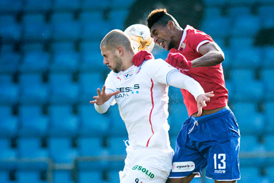 Helsingborgs Robin Simovic i nickduell med Vestsjällands