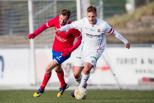 Vestsjällands Peter Nymann jagar Helsingborgs Johan