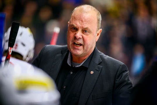 MoDos tränare Per-Erik Johnsson