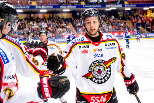 Luleås Johan Harju jublar