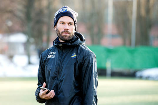 s assisterande tränare Ulf Kristiansson