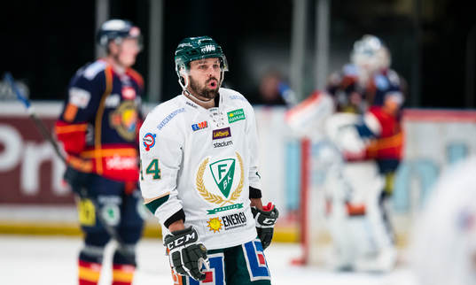 Färjestads Milan Gulas reagerar