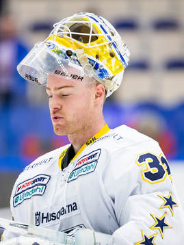 s målvakt Gustaf Wesslau deppar