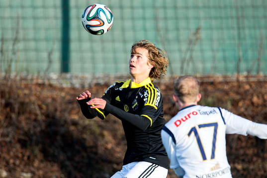 s Sam Lundholm