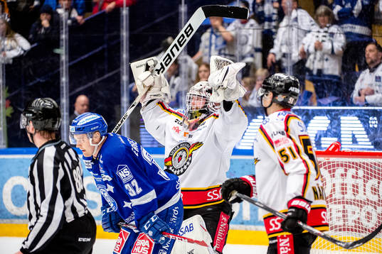 Leksands Jens Bergenström deppar samtidigt som Luleås