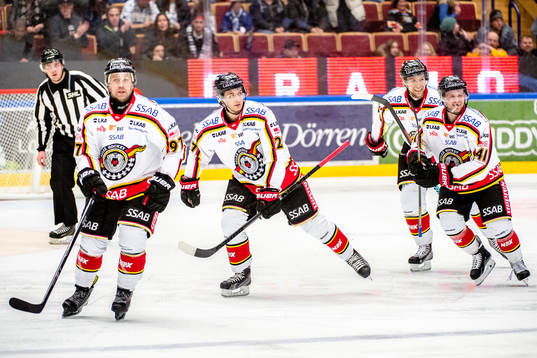 Luleås Per Ledin, Lucas Wallmark och Chad Billins jublar