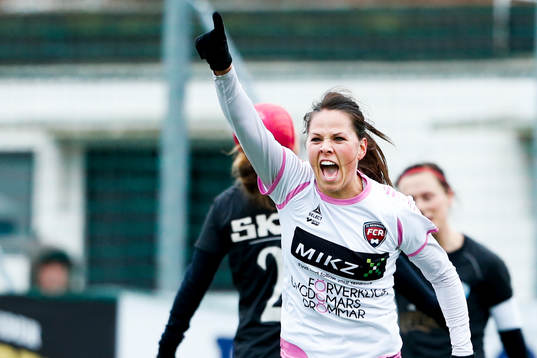Bläddra bland fler bilder av Fotboll, dam, Svenska Cupen, Göteborg - Rosengård