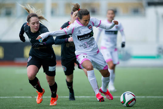 Rosengårds Marta Viera da Silva håller undan för