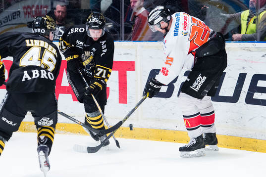 s Daniel Olsson Trkulja och Karlskronas Alexander