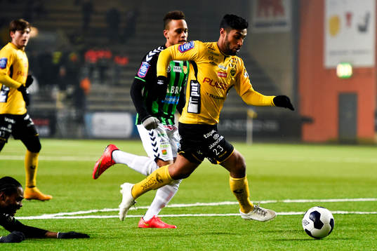 Elfsborgs Arjan Mostafa och Gais Pascal Olsson