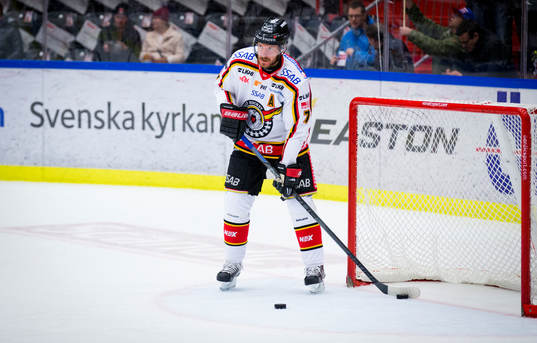 e match mot Örebro