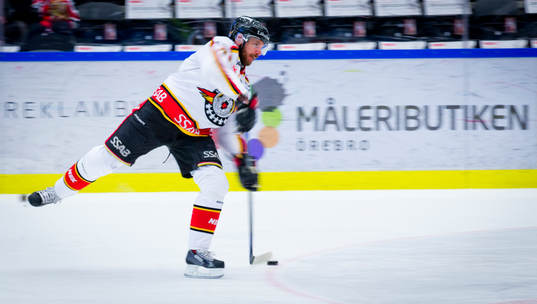 e match mot Örebro