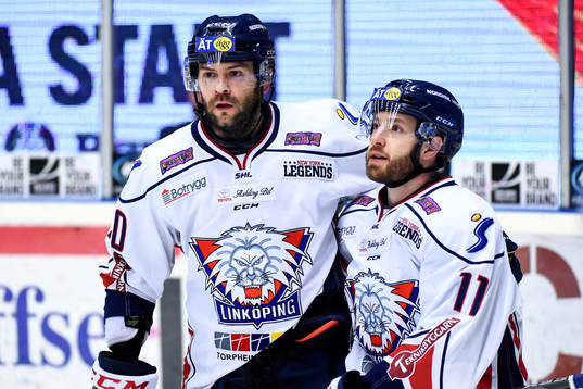 Linköpings Jeff Taffe och Jacob Micflikier jublar