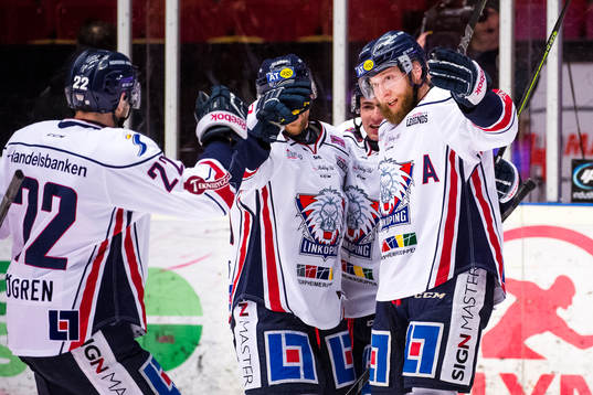 Linköpings Jonas Junland jublar