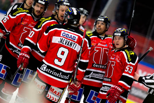 Örebros Jared Aulin jublar