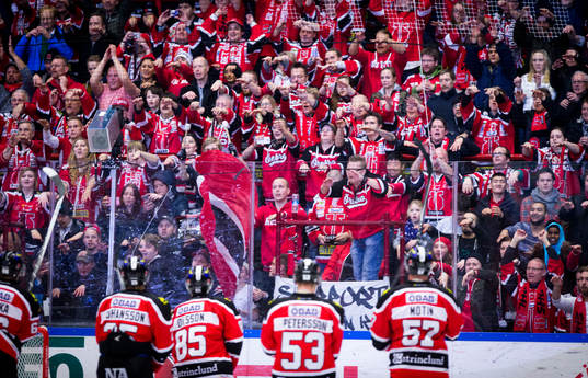 Jubel framför fansen