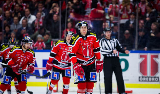 Örebros Marko Anttila gör 4-1 och jublar