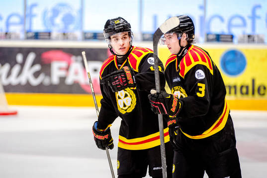 Brynäs Mattias Nörstebö och Christian Djoos i samtal