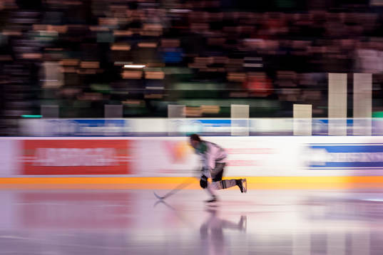 Rögle åker in vid introt