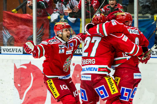 Modos Joonas Lehtivuori jublar