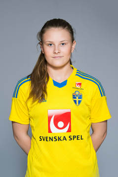 Amanda Nildén som spelar i F17/98-landslaget