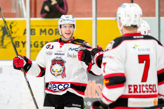 Malmö Redhawks Björn Svensson jublar