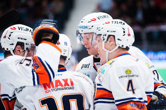 Växjös spelare jublar