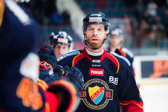 Djurgårdens Mikael Samuelsson