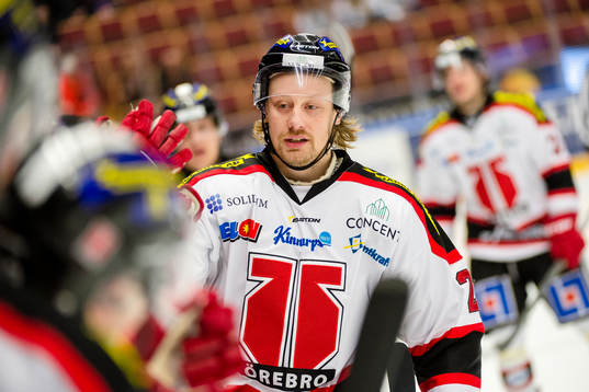Örebros Marcus Weinstock jublar